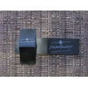 Juodos satininės perlenkiamos etiketės 25x25mm (100 vnt.)
