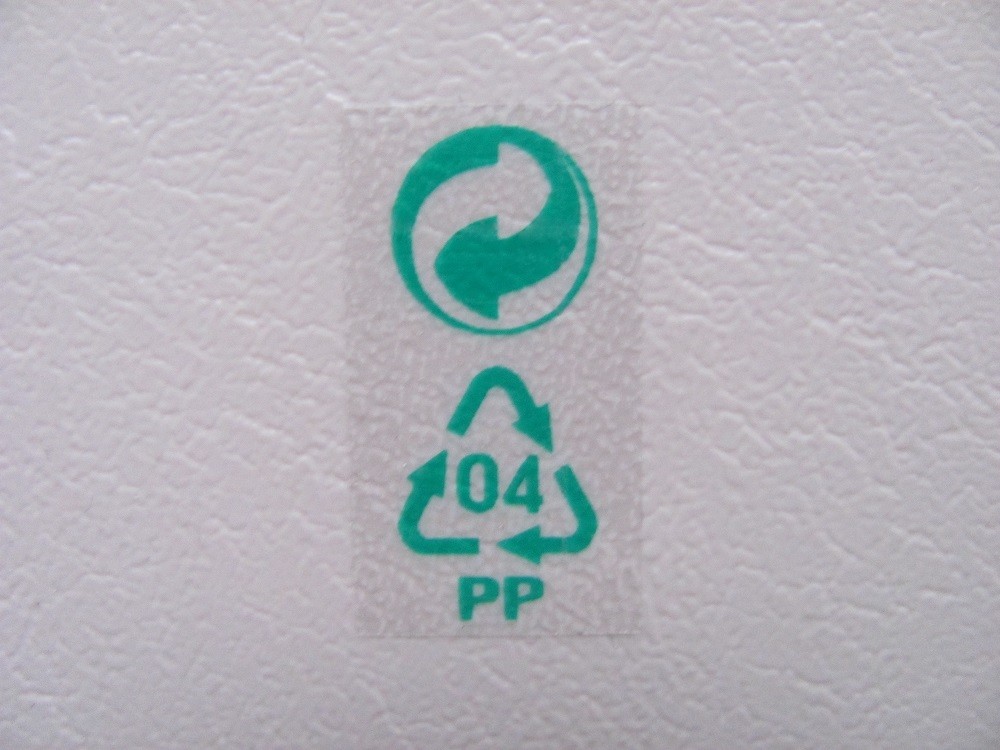 Translucent adhesive labels